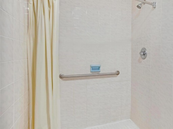 Knights Inn Pine Brook image 7